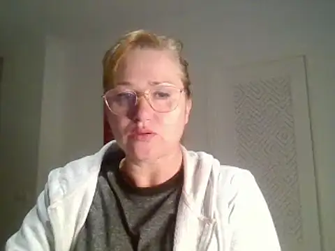 Luzia-Sal online show from 02/12/25, 09:01