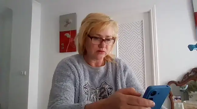 Luzia-Sal online show from 03/09/25, 10:08