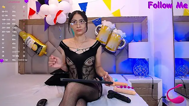 PamelaaPonce online show from 09/29/25, 06:57