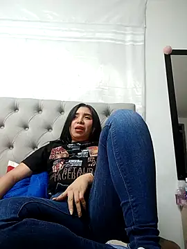 Antoneella vz online show from 11/14/25, 11:57