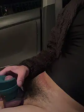 Snapshot of Yu0226 chatting on 02/01/25, 05:16 Yu0226 online show from 02/01/25, 05:16