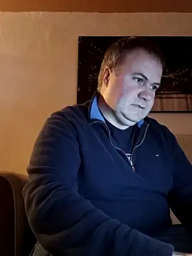 Snapshot of Pourleplasirs chatting on 02/23/25, 12:08 Pourleplasirs online show from 02/23/25, 12:08