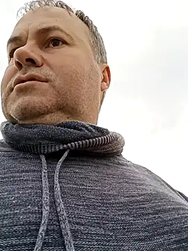 Pourleplasirs online show from 11/13/25, 11:42