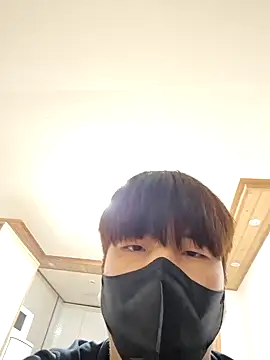 Snapshot of Tyyyggjju chatting on 10/24/25, 08:44 Tyyyggjju online show from 10/24/25, 08:44