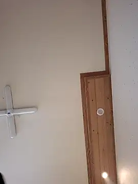 Snapshot of Tyyyggjju chatting on 11/27/25, 08:16 Tyyyggjju online show from 11/27/25, 08:16