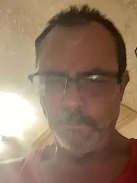 Snapshot of Crackerg73 chatting on 10/25/25, 06:46 Crackerg73 online show from 10/25/25, 06:46