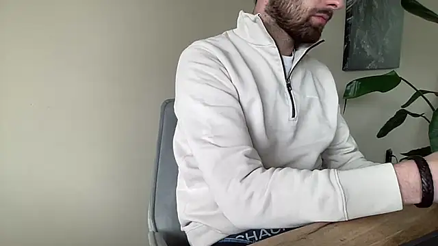 bullyboyy online show from 06/15/26, 06:48