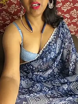 Cute Jiyaa online show from 07/04/26, 04:57
