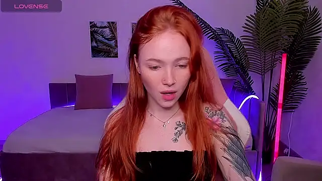 Maya Light online show from 09/21/25, 08:27