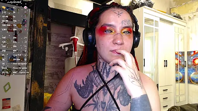 Lilith Rider 13 online show from 11/05/25, 09:42