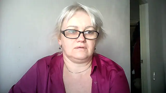 Mayya4321 online show from 09/18/25, 10:17