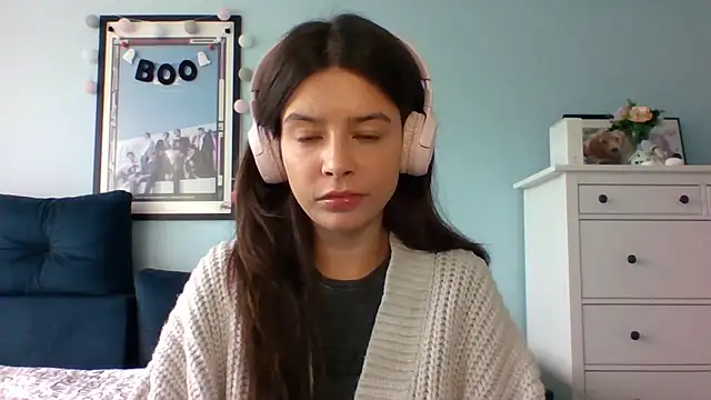 Snapshot of LariceSexy chatting on 09/19/25, 12:06 LariceSexy online show from 09/19/25, 12:06