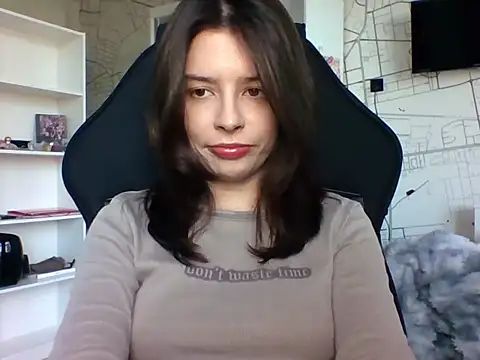 Snapshot of LariceSexy chatting on 11/19/25, 01:11 LariceSexy online show from 11/19/25, 01:11