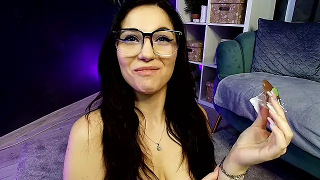 Deea Vibe Me online show from 03/13/25, 08:04