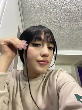 Melody rousse  online show from 10/28/25, 05:37