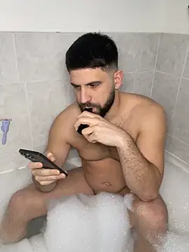 Snapshot of lucas_kazimm chatting on 02/06/25, 05:51 lucas kazimm online show from 02/06/25, 05:51