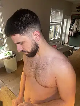 Snapshot of lucas_kazimm chatting on 02/13/25, 10:34 lucas kazimm online show from 02/13/25, 10:34