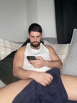 Snapshot of lucas_kazimm chatting on 02/18/25, 11:08 lucas kazimm online show from 02/18/25, 11:08