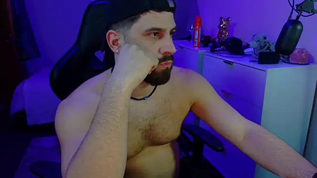 Snapshot of lucas_kazimm chatting on 03/03/25, 09:05 lucas kazimm online show from 03/03/25, 09:05