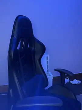 Snapshot of lucas_kazimm chatting on 03/12/25, 10:17 lucas kazimm online show from 03/12/25, 10:17