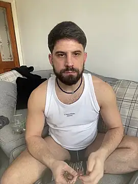 Snapshot of lucas_kazimm chatting on 03/14/25, 02:30 lucas kazimm online show from 03/14/25, 02:30