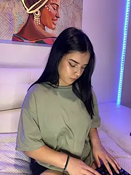 Snapshot of eileensophi chatting on 02/28/25, 03:04 eileensophi online show from 02/28/25, 03:04