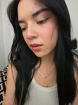 Snapshot of eileensophi chatting on 09/21/25, 10:22 eileensophi online show from 09/21/25, 10:22