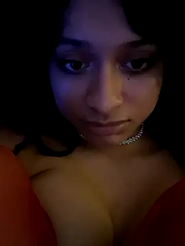 Cristinasunny online show from 09/19/25, 04:58