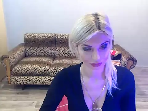 SexyBeatriice online show from 11/21/25, 07:18