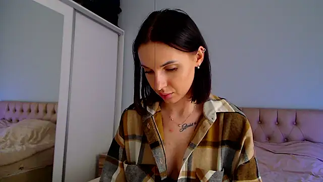 Snapshot of thenameless_ chatting on 03/14/25, 02:30 thenameless online show from 03/14/25, 02:30