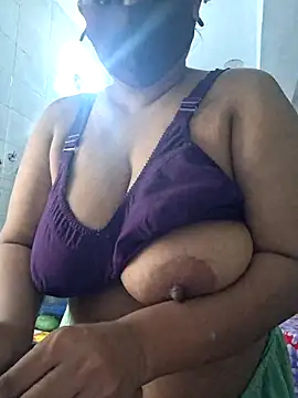 Snapshot of sona-pakhi01 chatting on 10/14/25, 06:14 sona-pakhi01 online show from 10/14/25, 06:14