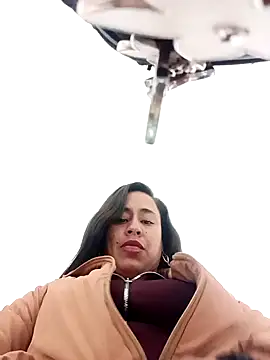 kamila lovee online show from 10/08/25, 07:22