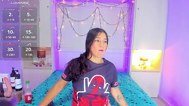 Snapshot of CandyyMaria chatting on 11/04/25, 07:46 CandyyMaria online show from 11/04/25, 07:46