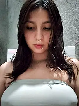 Maiden-Hot online show from 05/27/26, 05:48