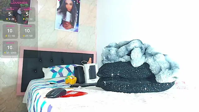 k stormi  online show from 12/16/25, 10:42