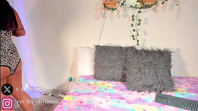 Oliviamorrys online show from 03/19/25, 07:17