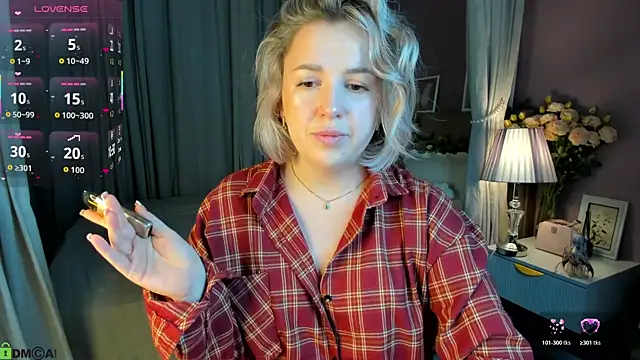 Nikki Kai online show from 10/30/25, 01:07