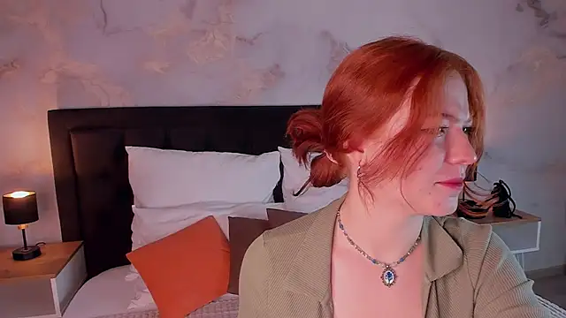 SophieOuld online show from 02/04/25, 10:10