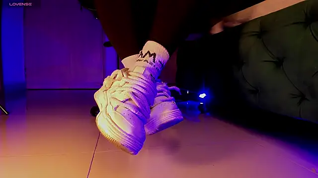 aleya bliss online show from 11/23/25, 02:55