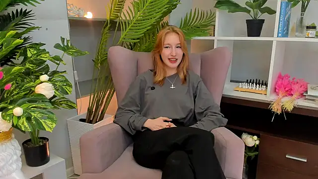 Snapshot of FlairAdderly chatting on 01/29/25, 05:35 FlairAdderly online show from 01/29/25, 05:35