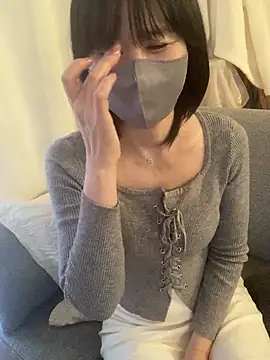 Snapshot of MURA-saki chatting on 12/16/25, 04:39 MURA-saki online show from 12/16/25, 04:39