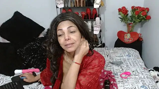 Snapshot of Lunasquirt1985 chatting on 02/09/26, 12:31 Lunasquirt1985 online show from 02/09/26, 12:31