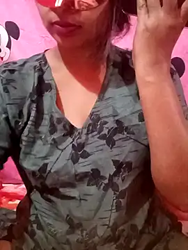 Sweety4u97 online show from 02/07/25, 04:48