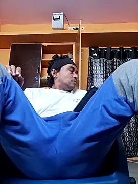 bigcock thick online show from 05/05/26, 01:35