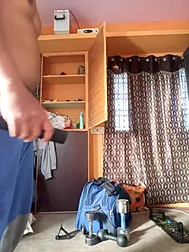 bigcock thick online show from 05/13/26, 01:58