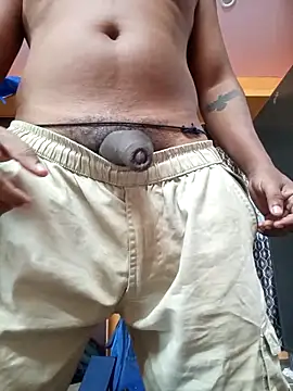 bigcock thick online show from 07/02/26, 02:11