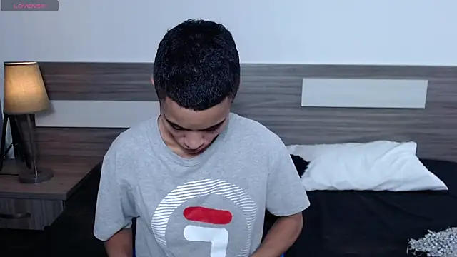 Snapshot of Liiamthompson chatting on 11/05/25, 11:21 Liiamthompson online show from 11/05/25, 11:21