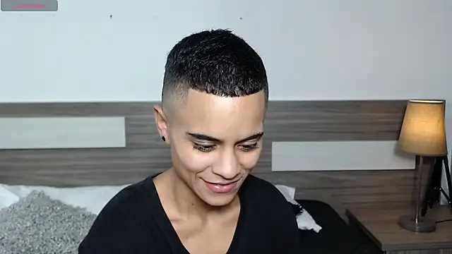 Snapshot of Liiamthompson chatting on 11/07/25, 10:59 Liiamthompson online show from 11/07/25, 10:59