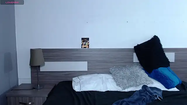 Snapshot of Liiamthompson chatting on 11/15/25, 07:10 Liiamthompson online show from 11/15/25, 07:10