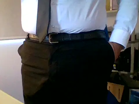 Snapshot of 66MA69 chatting on 10/19/25, 09:43 66MA69 online show from 10/19/25, 09:43